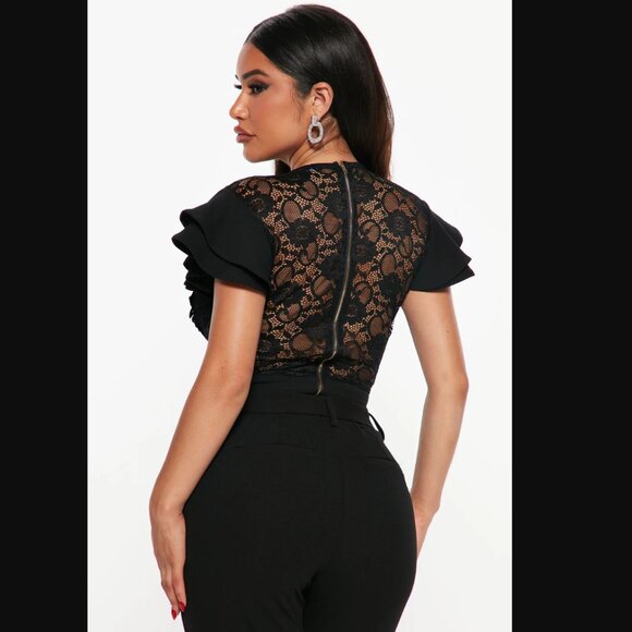 Amanza Ruffle Sleeve Black Lace Blouse / Size Small - Picture 2 of 10